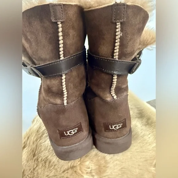 UGG Chocolate Brown Winter Boots - Picture 7 of 8